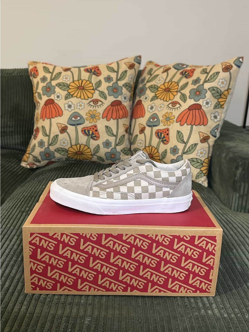 Vans Old Skool Checkerboard MoonRock Sneakers BigKid 5.5/W7– Excellent Condition